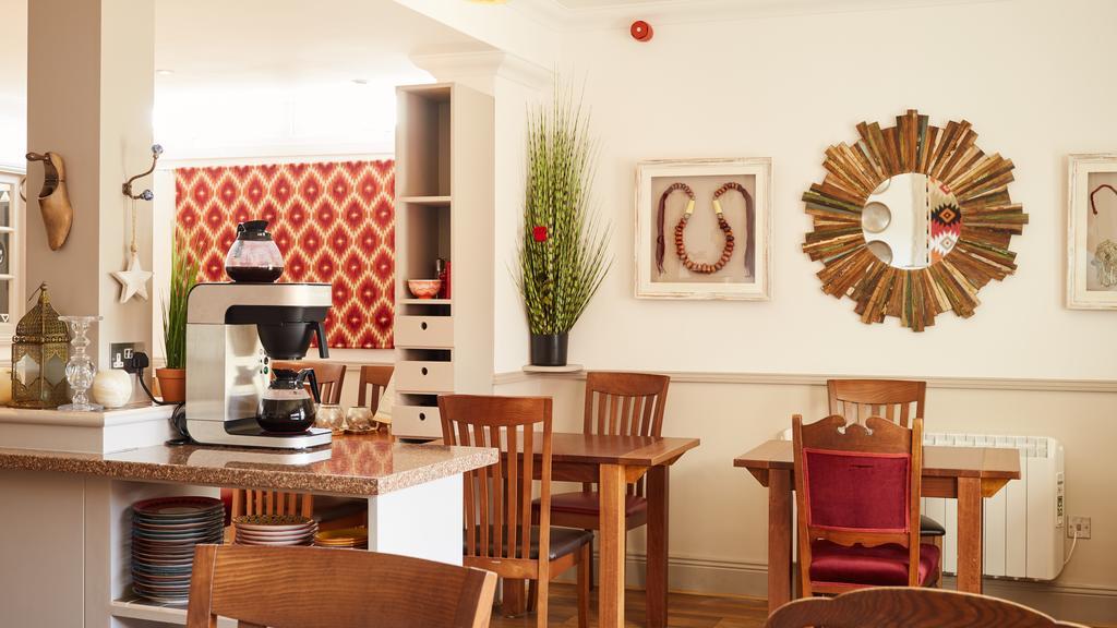 Ziggurat Boutique Hotel Saint Peter Port Екстериор снимка